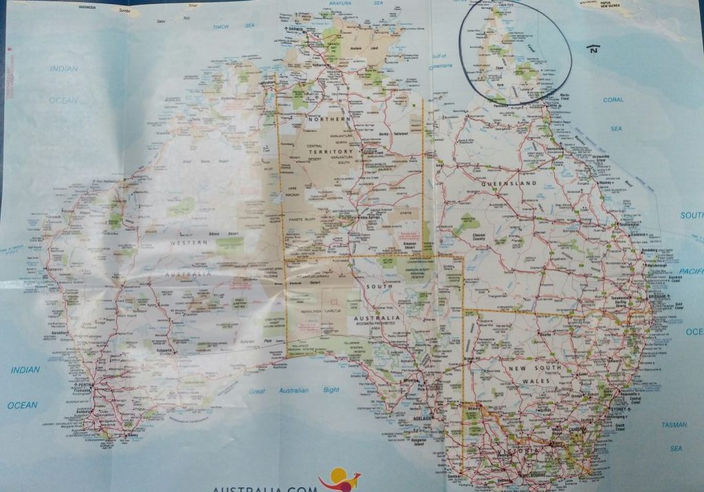 מפה כללית של אוסטרליה וקייפ יורק בקצה הצפון מזרחי מסומן בעיגול